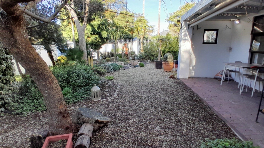 2 Bedroom Property for Sale in Durbanville Western Cape